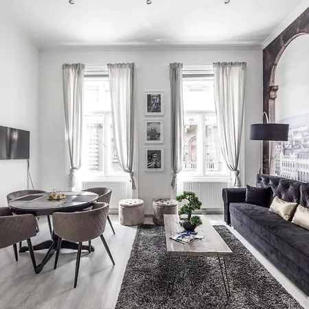 Mystic Dreamy Apartment